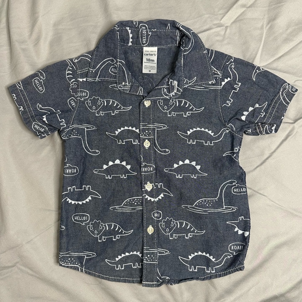 🟢 3/$15 Baby Short Sleeve Button Down Chambray with Dinosaur Print (18M)